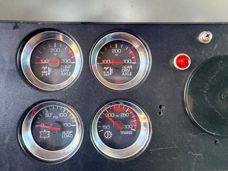 2010-kenworth-t800-image-115