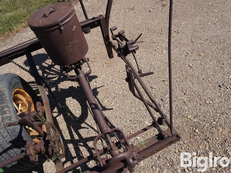 john-deere-490-image-18