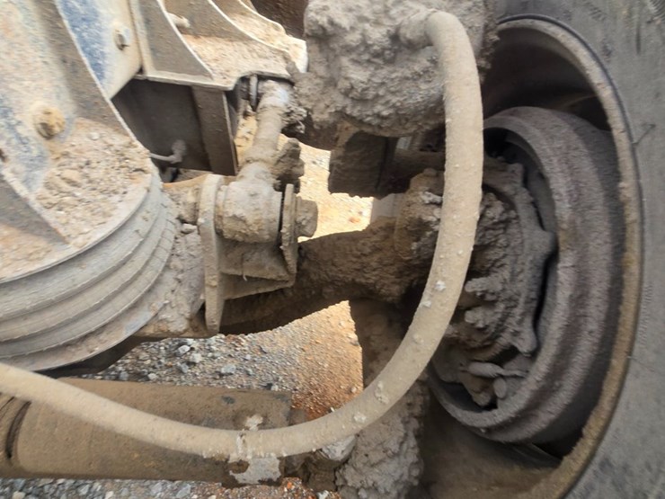 2011-kenworth-t700-image-101