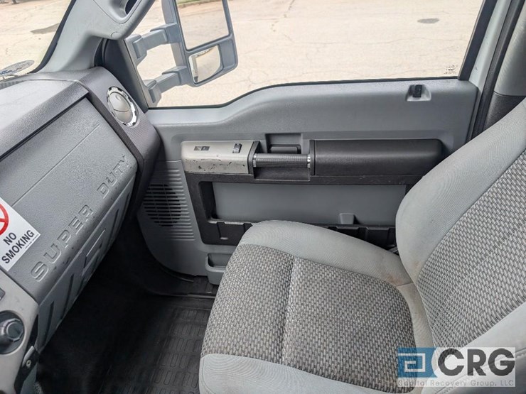 2015-ford-f550-image-10