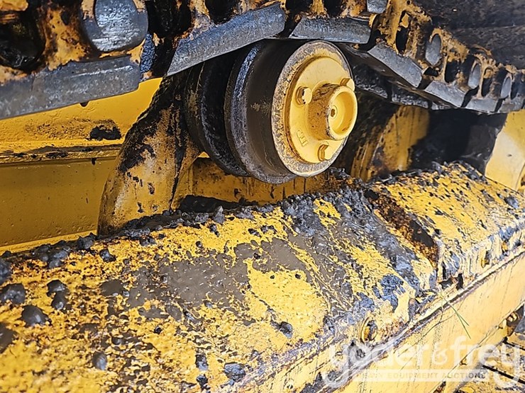 2006-deere-650j-image-21