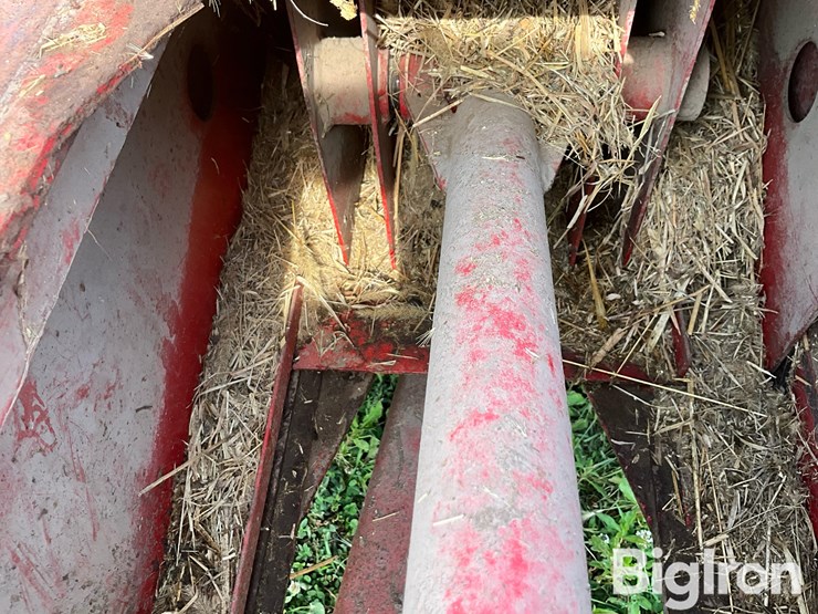 massey-ferguson-12-image-17