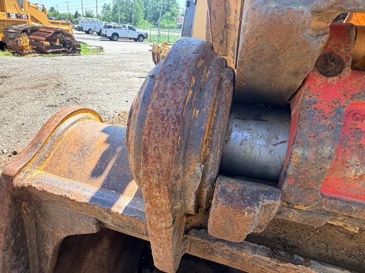 2010-caterpillar-328d-image-146
