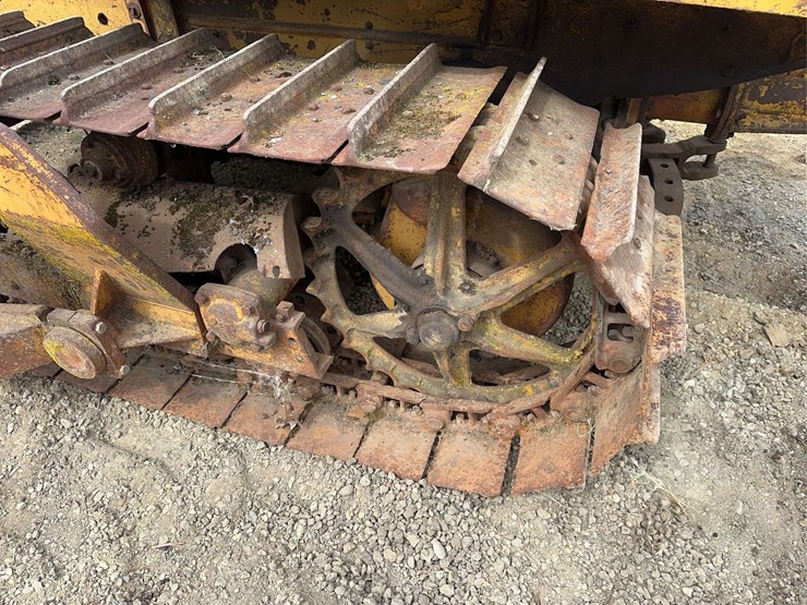 caterpillar-d2-image-26