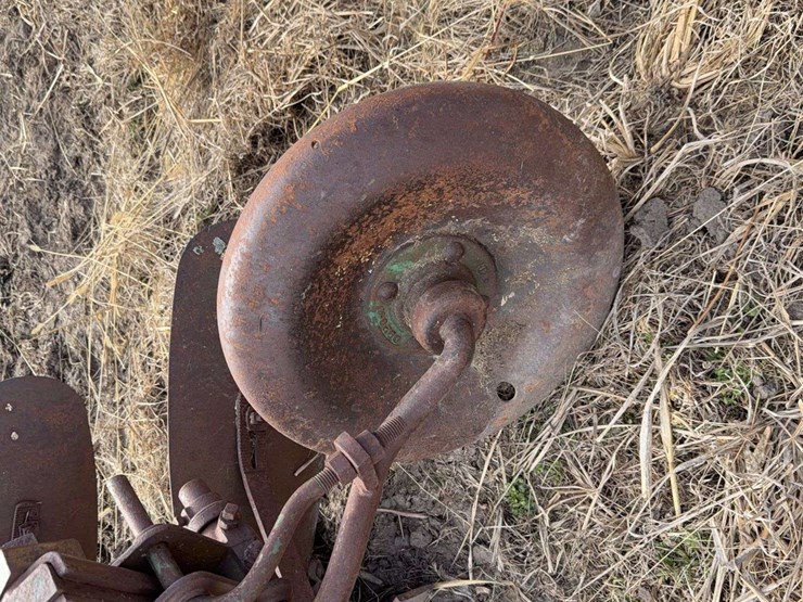 john-deere-no.-44-pull-type-two-bottom-plow-image-16