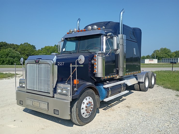 2006-western-star-4900-image-1