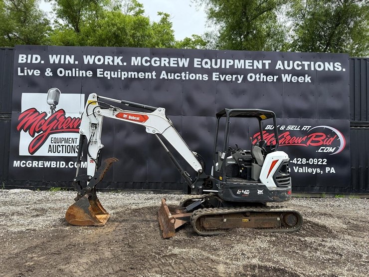 2023-bobcat-e42-image-1