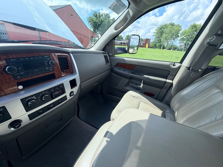 2007-dodge-ram-3500-image-50