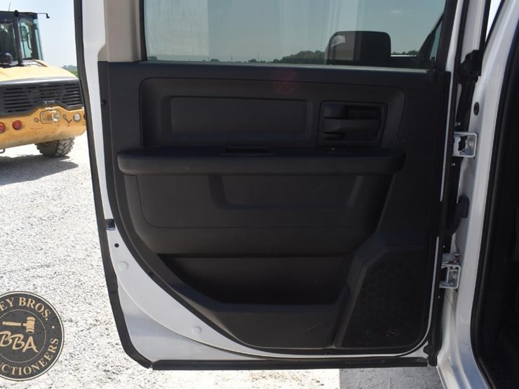 2018-ram-2500-hd-image-28