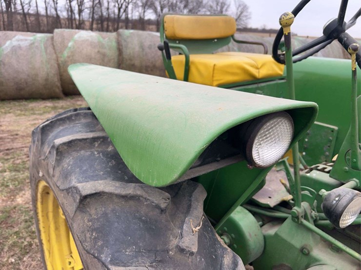 john-deere-530-image-36