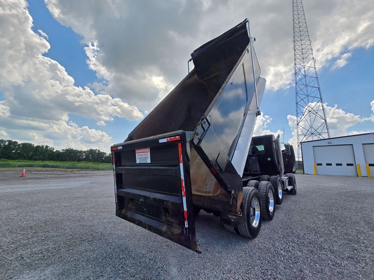 2015-kenworth-t800-image-79