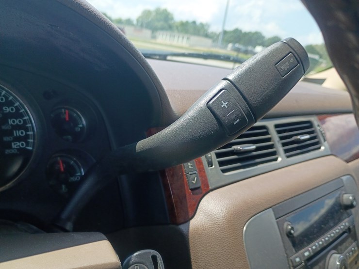 2009-gmc-yukon-xl-image-52
