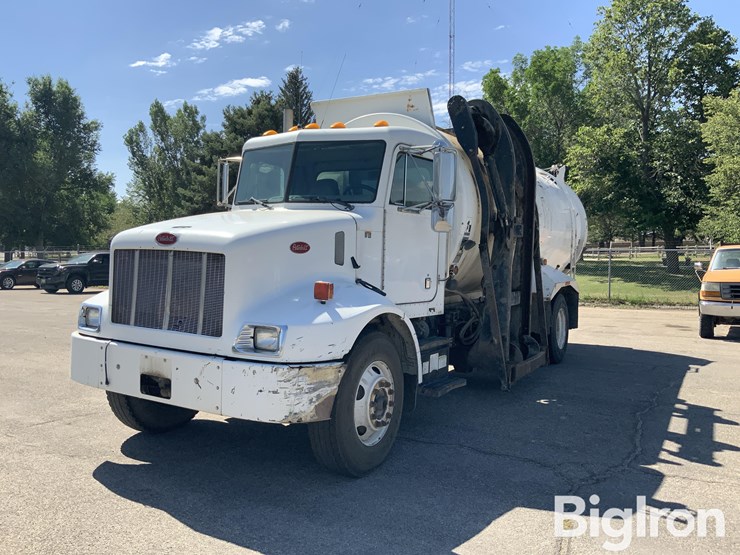 2004-peterbilt-330-image-1