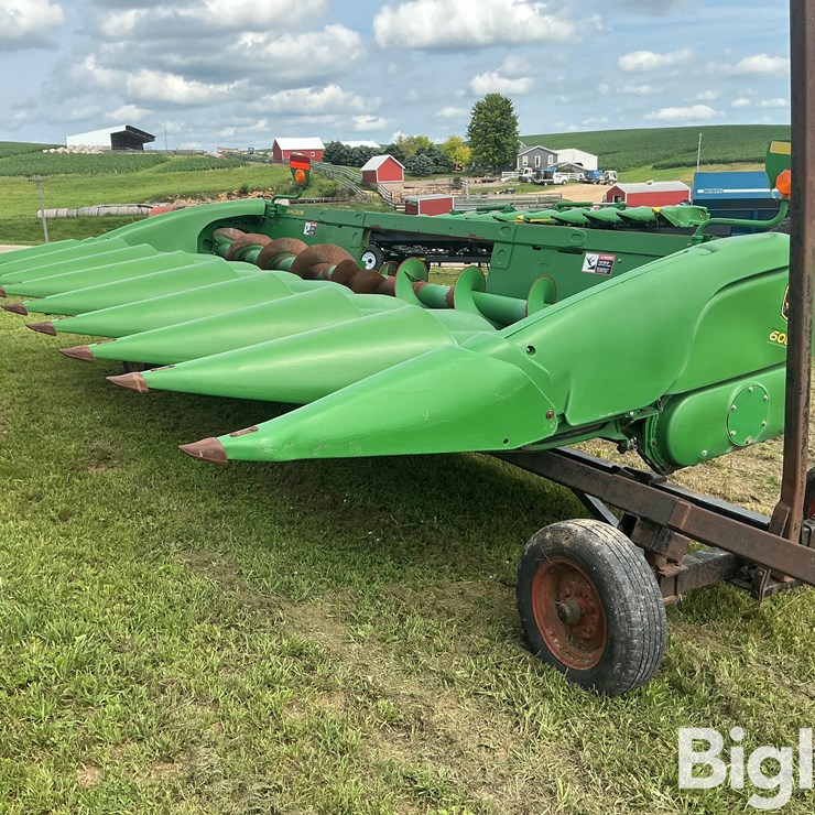 2012 JOHN DEERE 608C