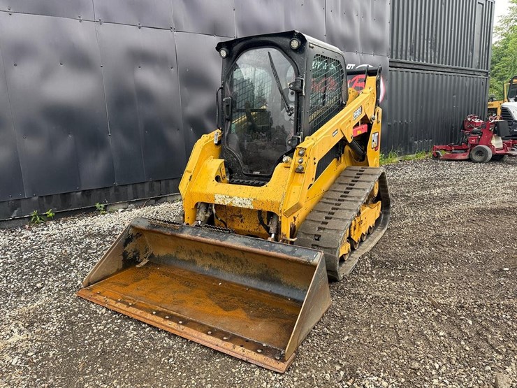 2022-caterpillar-259d3-image-8