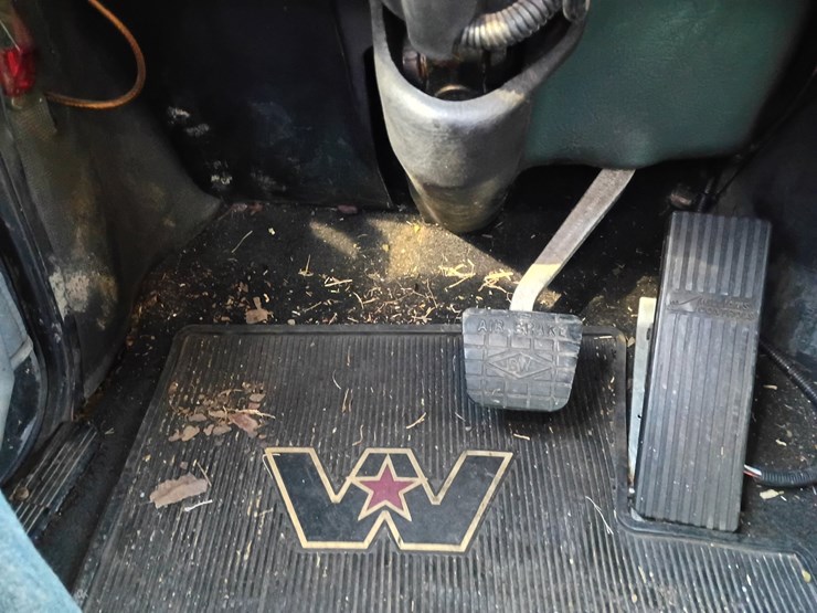 2006-western-star-4900-image-72