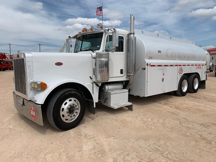 2006-peterbilt-379-image-2