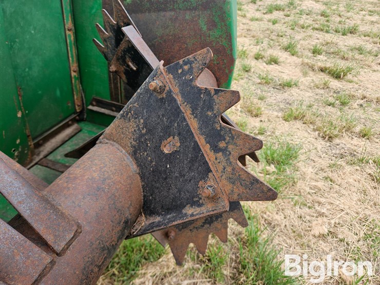 john-deere-455-image-16