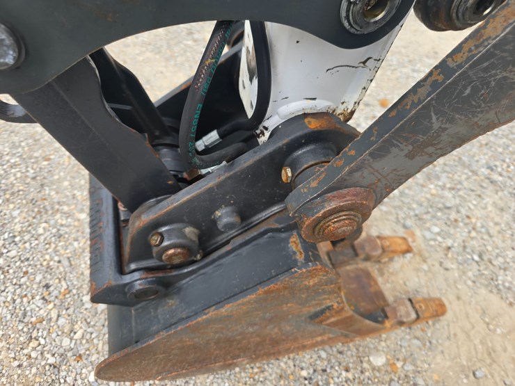 2022-bobcat-e35-image-36