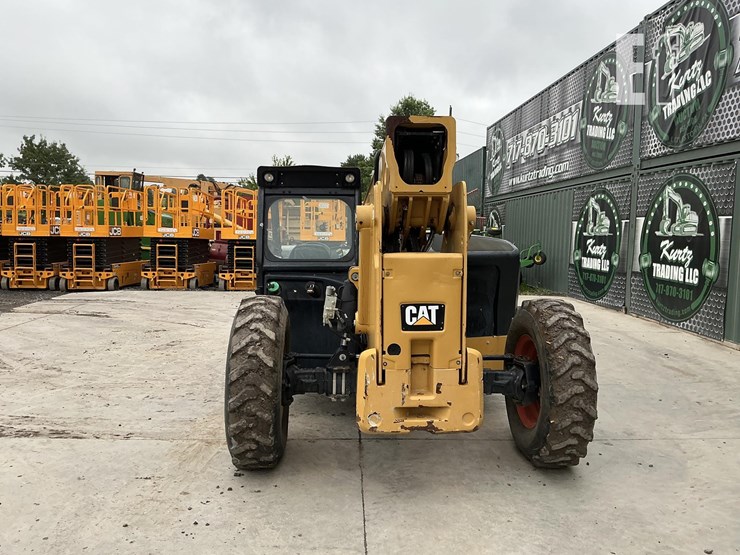 2017-caterpillar-tl642d-image-3