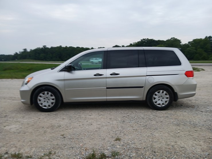 2008-honda-odyssey-image-3