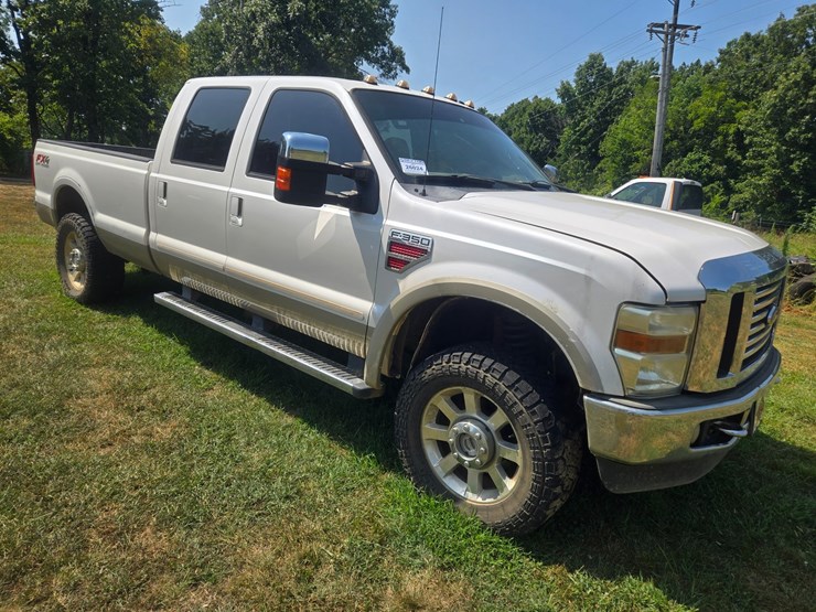 2010-ford-f350-image-2