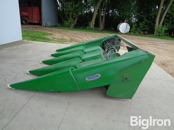 john-deere-444-image-8