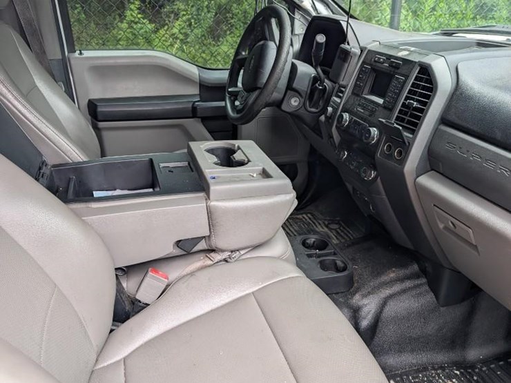 2019-ford-f450-image-6