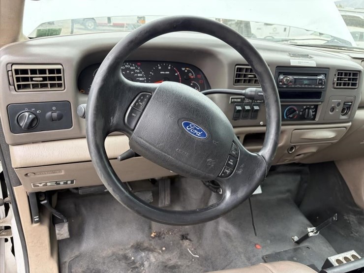 2003-ford-f450-image-19