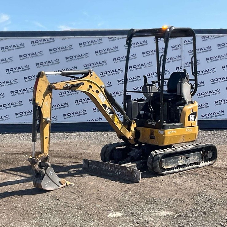 2014 CATERPILLAR 301.7D CR
