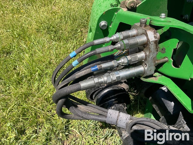 2015-john-deere-635fd-image-10