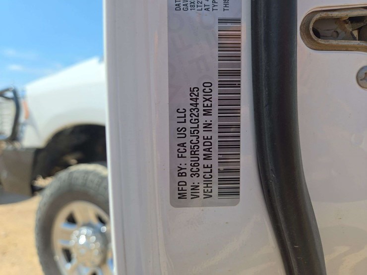 2020-ram-2500-tradesman-image-20