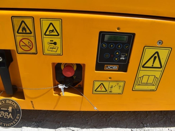 2023-jcb-s4550e-image-13