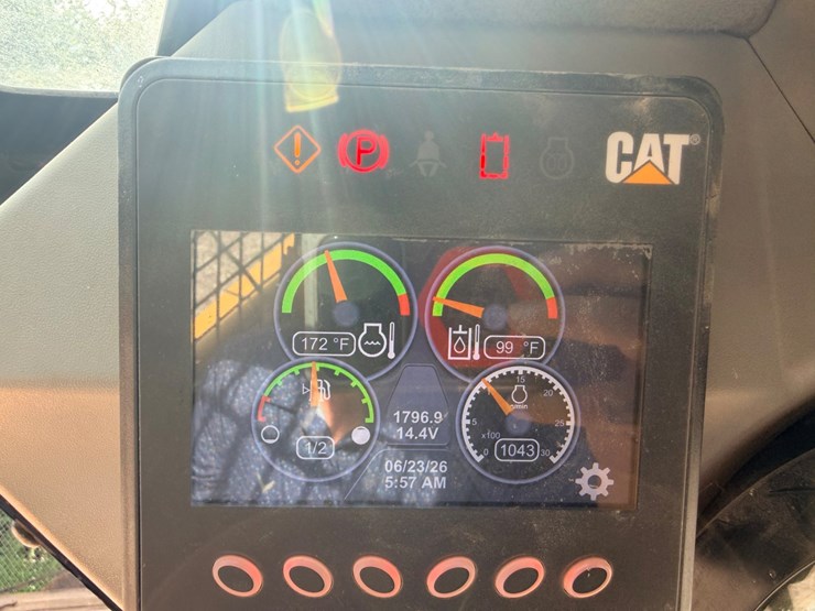 2014-caterpillar-272d-image-52