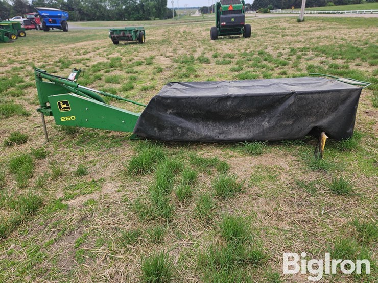john-deere-260-image-6