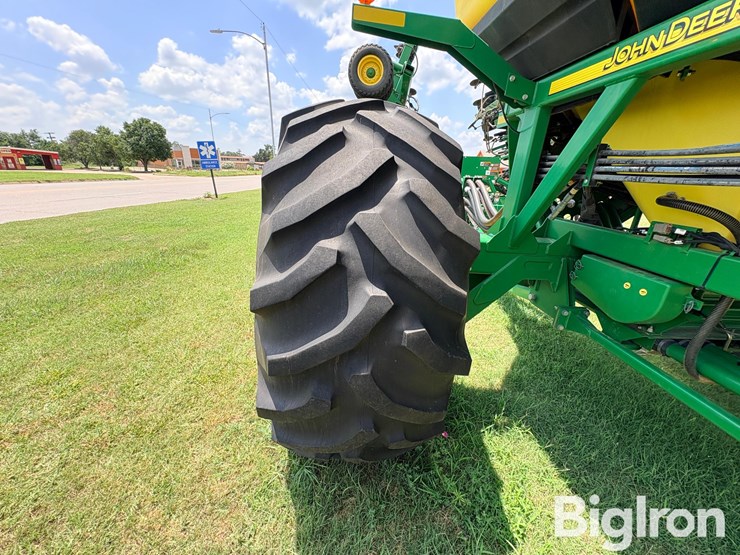 2014-john-deere-1890-image-15
