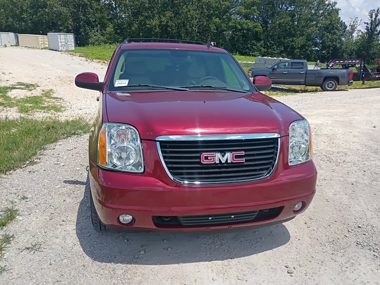 2009-gmc-yukon-xl-image-14