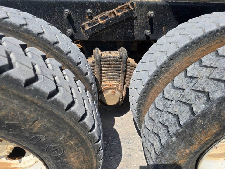 2002-mack-rd688s-image-59