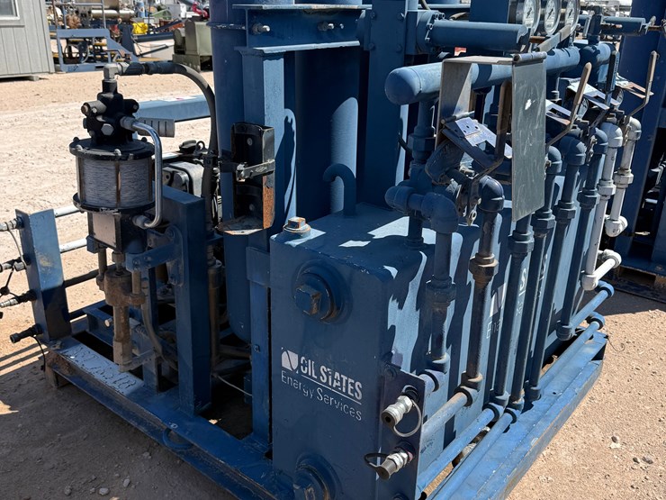 caterpillar-550-image-6