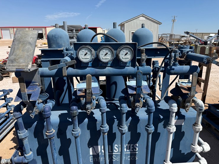 caterpillar-550-image-4