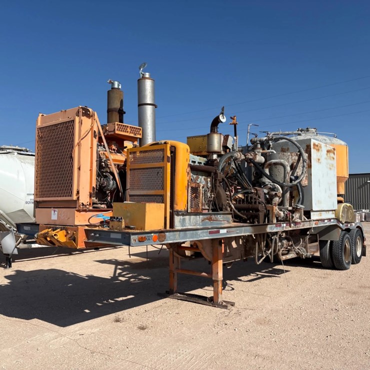 National Oilwell P17 T/A cement pump trailer