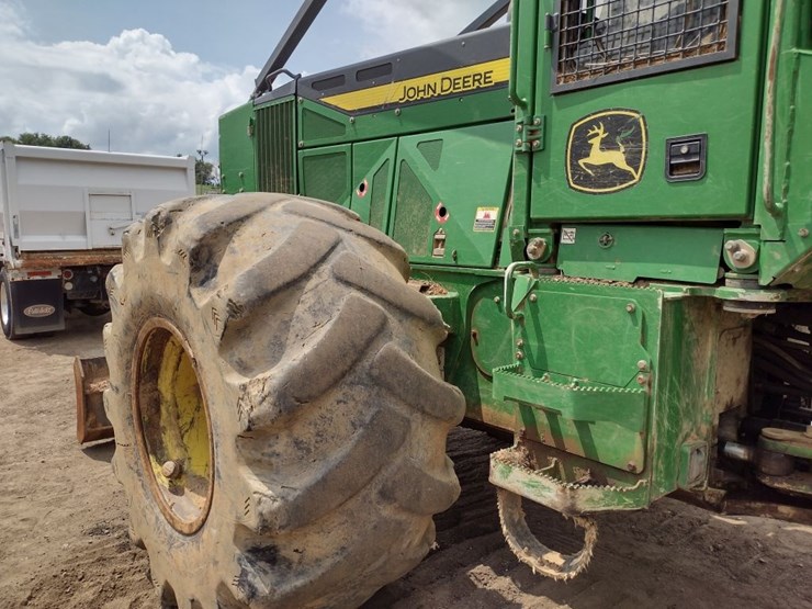 deere-648l-image-23