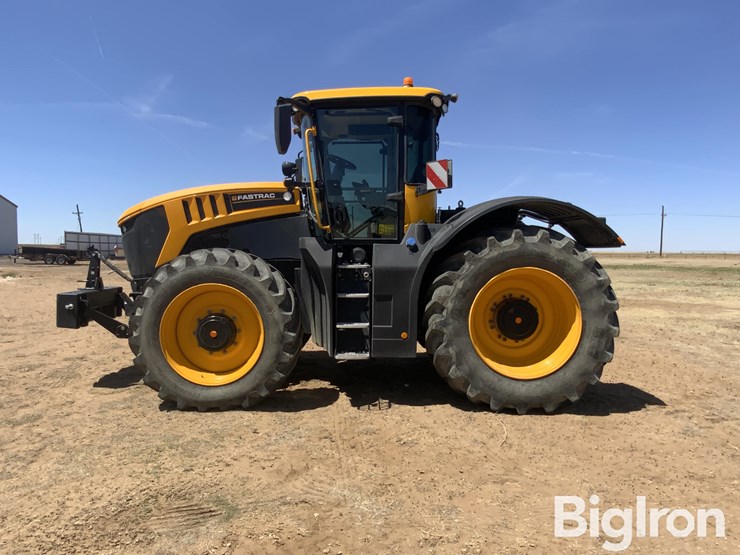 2023-jcb-fastrac-8330t4fcc-4wd-tractor-image-8