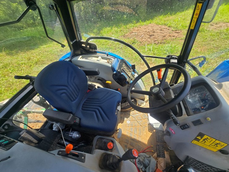 2021-new-holland-workmaster-65-image-30