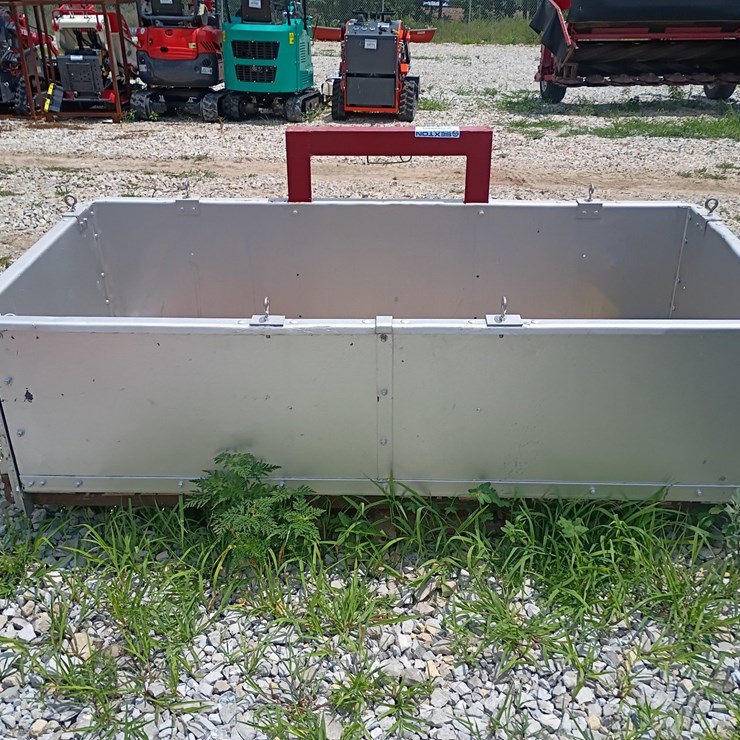 #25006 • 3-point Box Platform