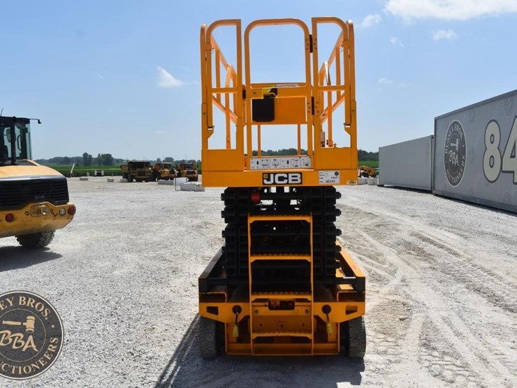 2023-jcb-s4550e-image-4
