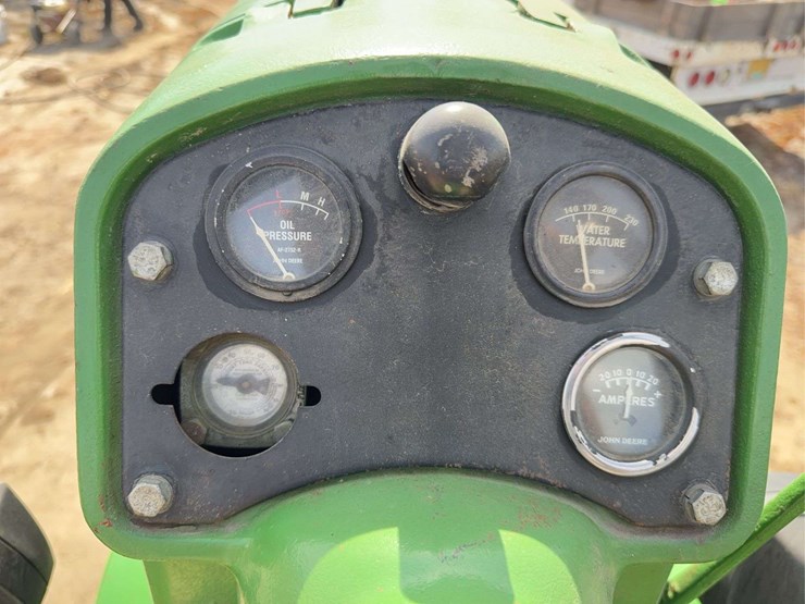 john-deere-730-image-42