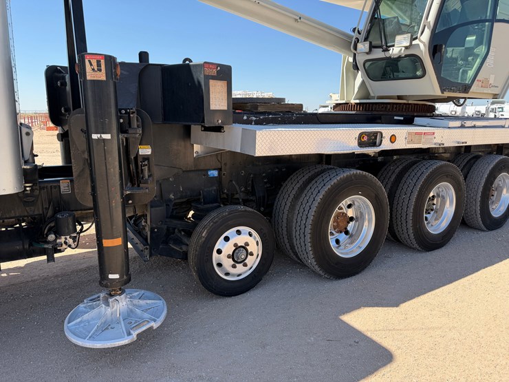 2014-peterbilt-367-image-16
