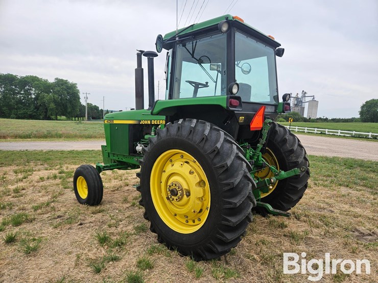 1992-john-deere-4055-image-7
