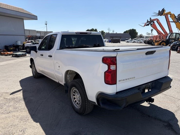 2020-chevrolet-silverado-1500-image-4